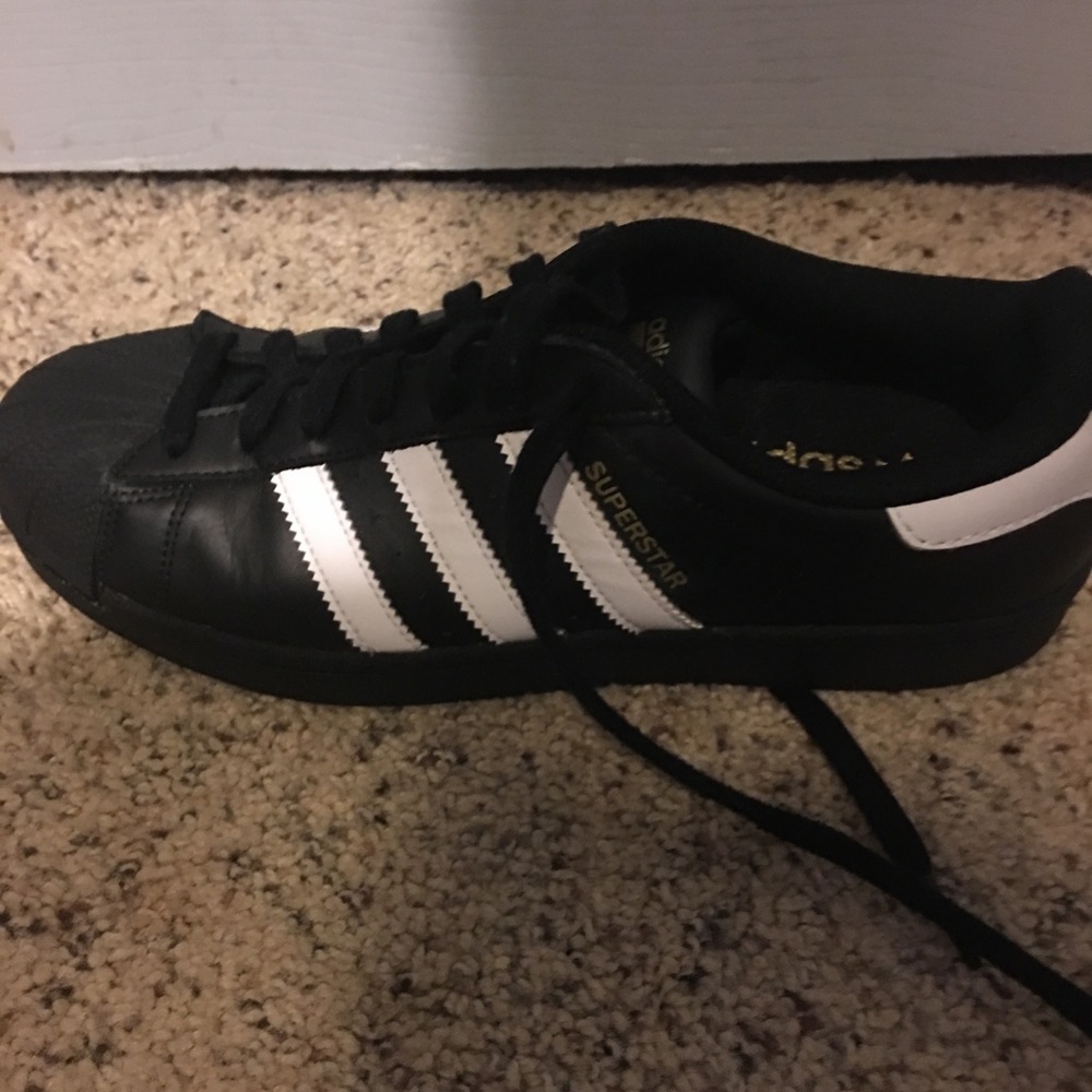 Black adidas superstars